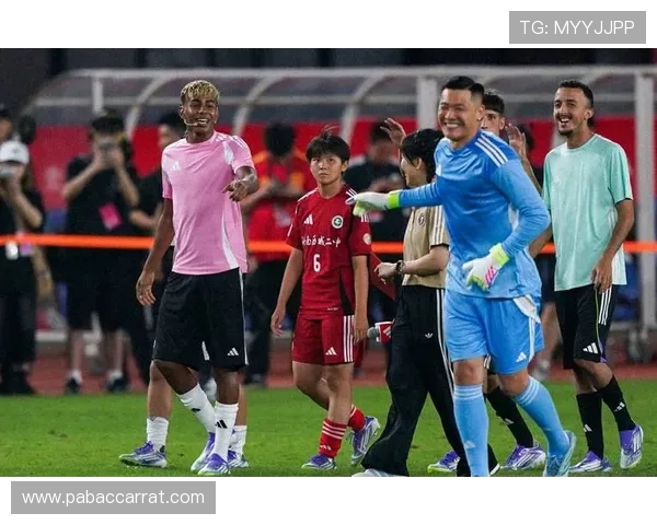 国足辱追事件引发热议 社交媒体掀起激烈讨论引发广泛关注 国足辱追事件引发热议 社交媒体掀起激烈讨论引发广泛关注