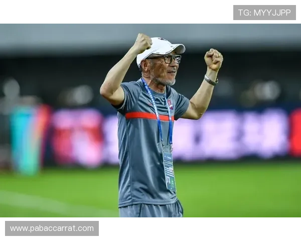 裁判争议关键传球绝杀，导演胜利为中心